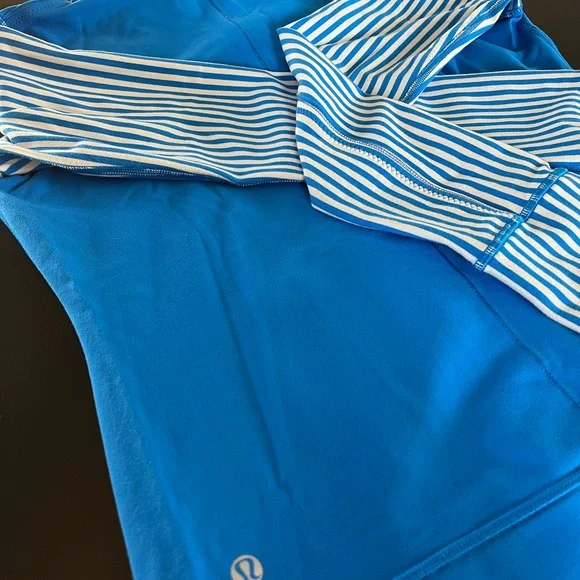 Lululemon Daily Yoga Jacket Beaming Blue Size 8 - Picture 8 of 10